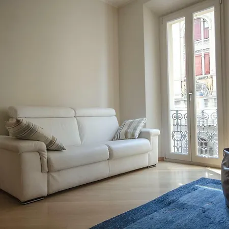 Luxury 65mq Under The Two Towers