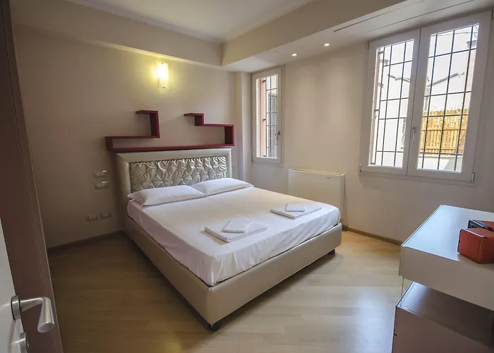 Apartment Luxury 65mq Under The Two Towers *