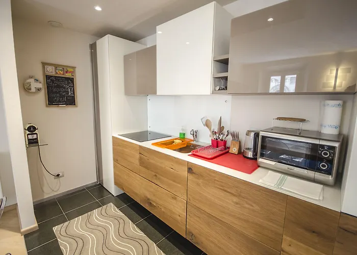 Luxury 65mq Under The Two Towers Apartamento *