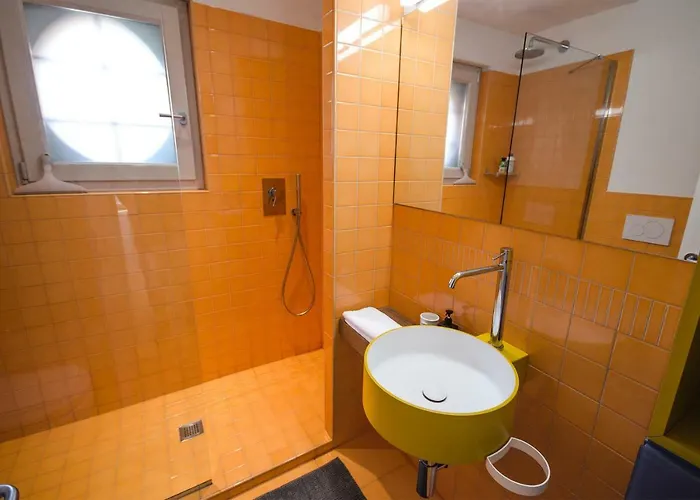 Apartment Luxury 65mq Under The Two Towers