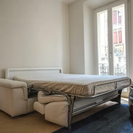 Luxury 65mq Under The Two Towers Appartement *