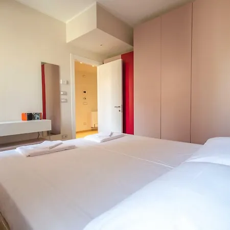 Luxury 65mq Under The Two Towers Apartman Bologna